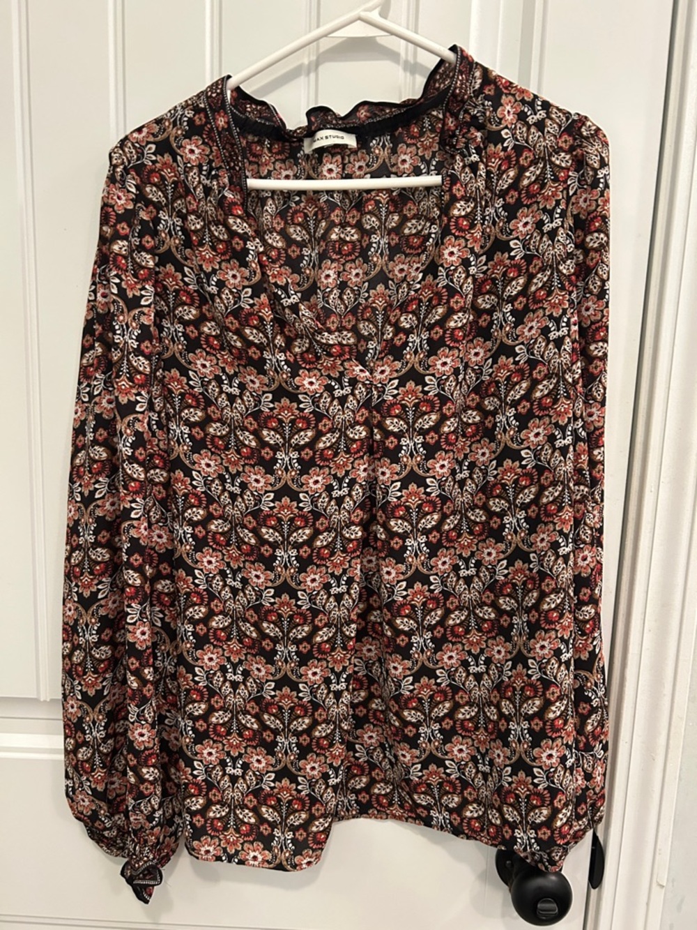 Max Studio Black Floral V-Neck Long Sleeve Blouse with Rust and Cream Accents